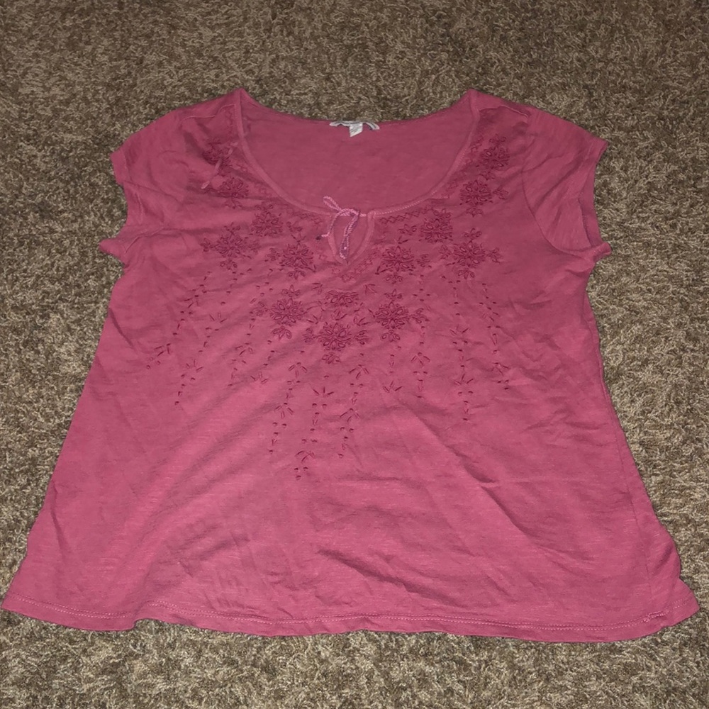 cute cutout ae tee
